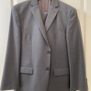 Calvin Klein Dark Grey Suit, 42S